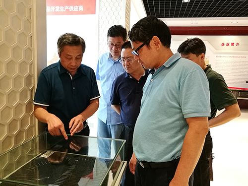 寶武集團寶鋼不銹鋼有限公司 副總經(jīng)理何汝迎一行來我司參觀