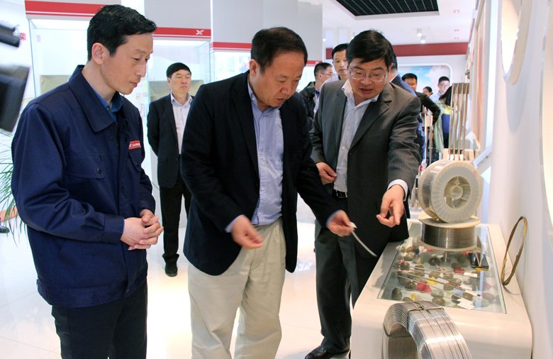 江蘇省產業(yè)技術研究院副院長李世收一行蒞臨我司參觀指導